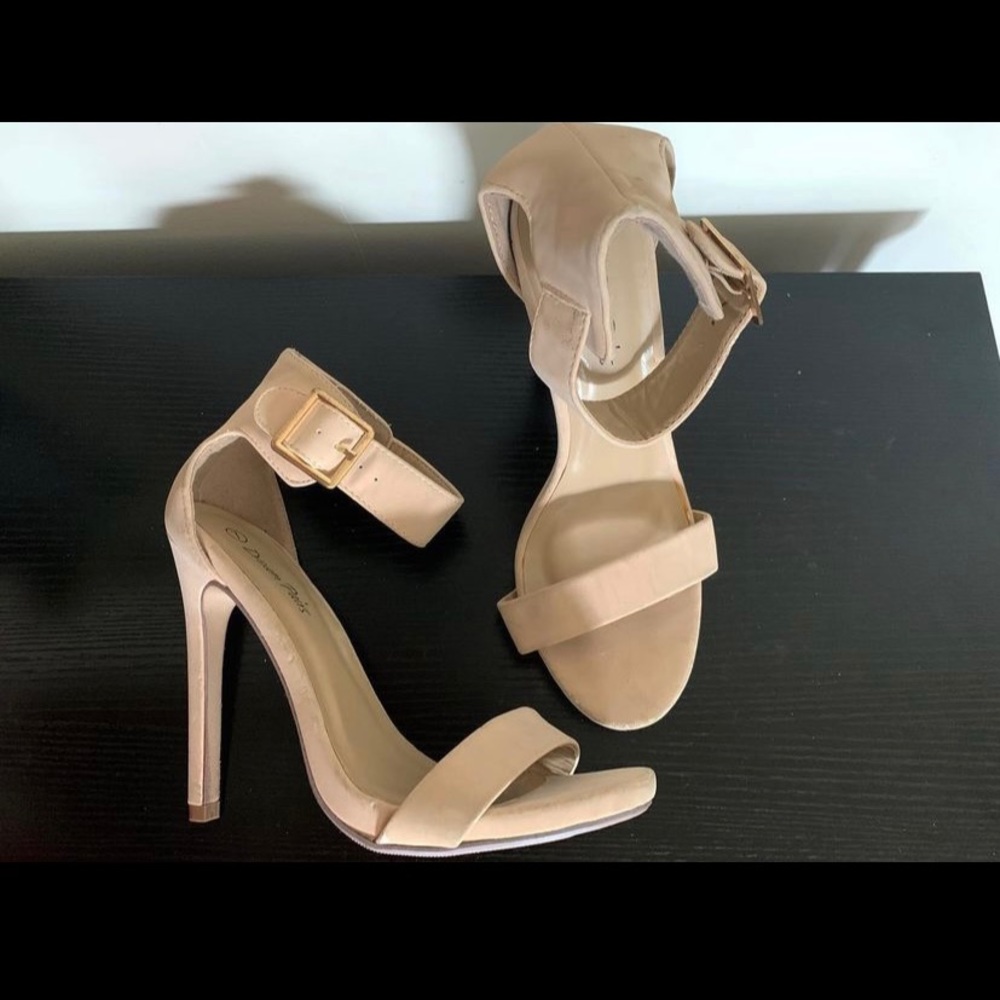 Nude heels